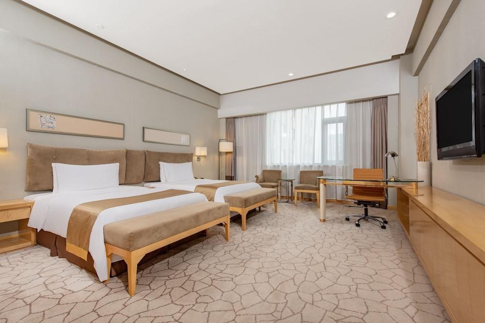 HOLIDAY INN BEIJING DESHENGMEN photo 4