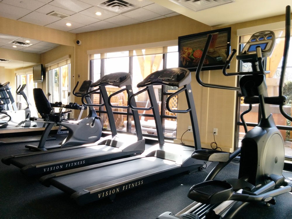 HOLIDAY INN EXPRESS HOTEL & SUITES RIVERPORT RICHMOND