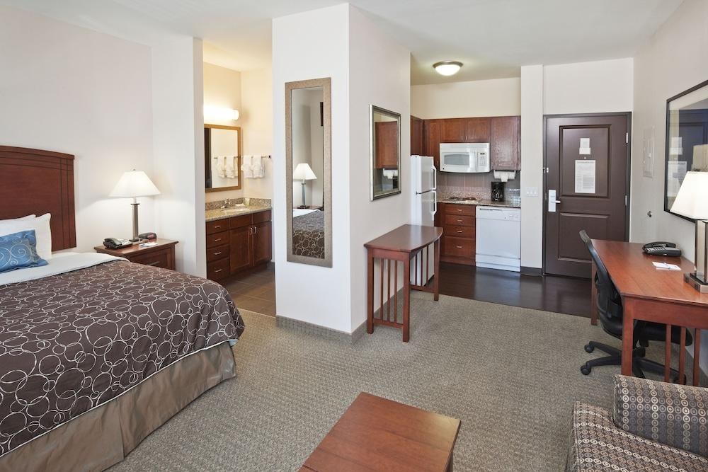 STAYBRIDGE SUITES PLANO - RICHARDSON AREA photo 3