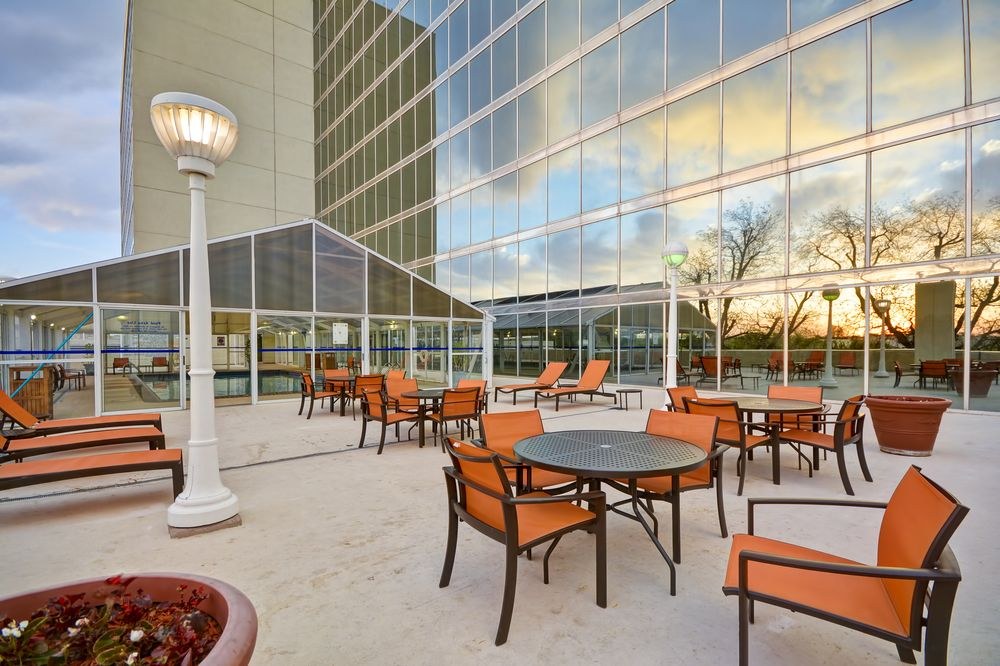 CROWNE PLAZA SOUTHERN HILLS