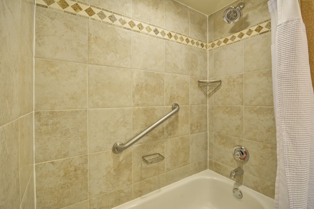 CROWNE PLAZA SOUTHERN HILLS photo 1