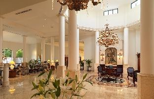 ROYAL HIDEAWAY PLAYACAR photo 1