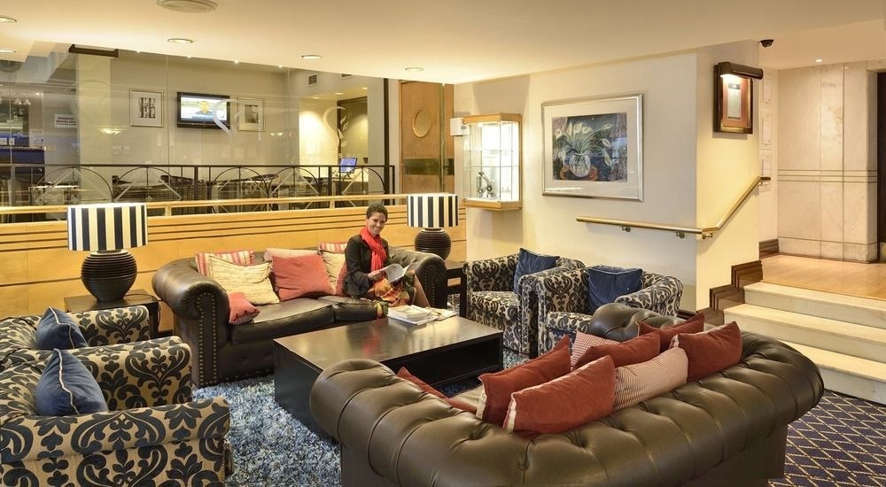 THE PENINSULA ALL SUITE HOTEL