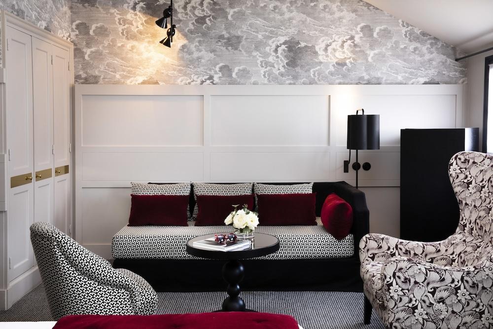 HOTEL D'AUBUSSON photo 3