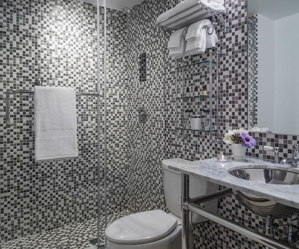 HOTEL HUGO photo 3