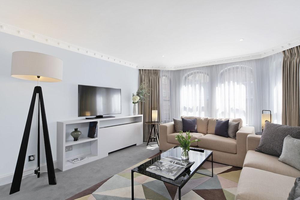 Mayfair House photo 2