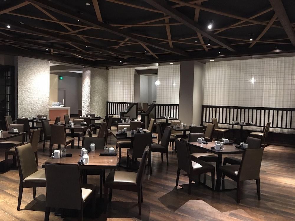 Radisson Hotel Memphis University photo 2