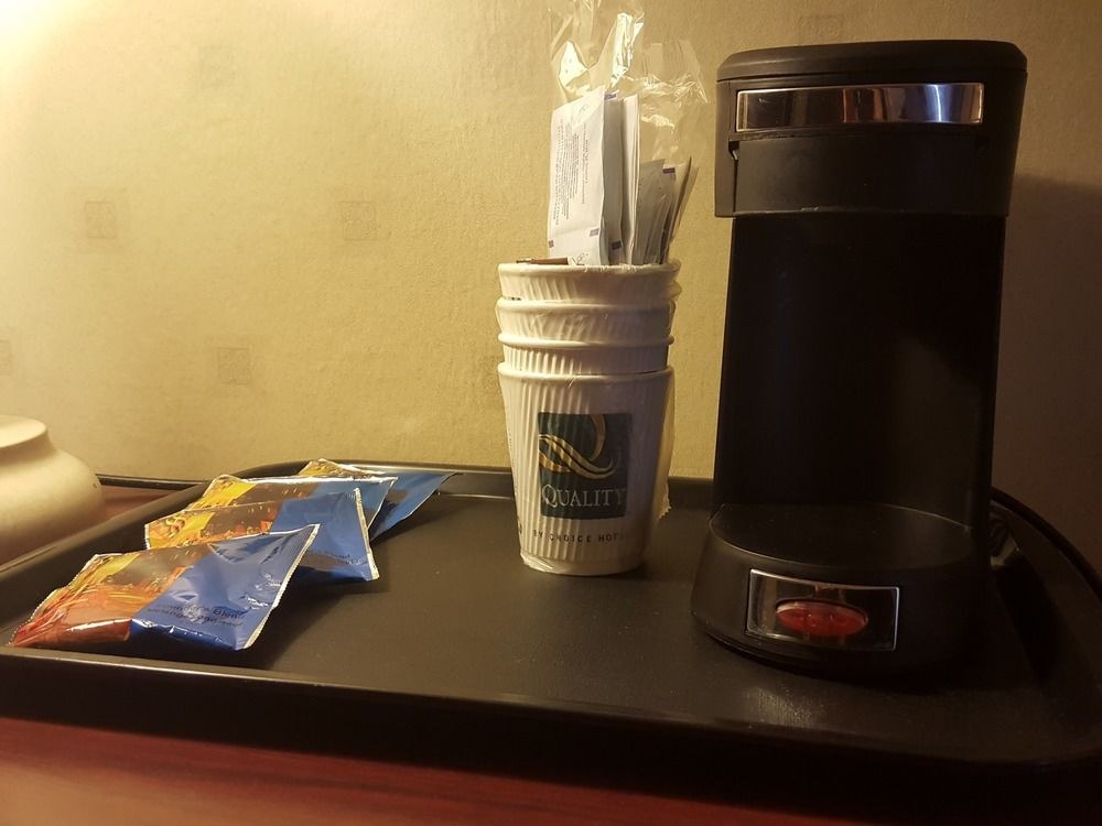 QUALITY INN AND SUITES photo 1
