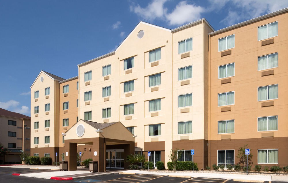 FAIRFIELD INN & SUITES SAN ANTONIO AIRPORT photo 2