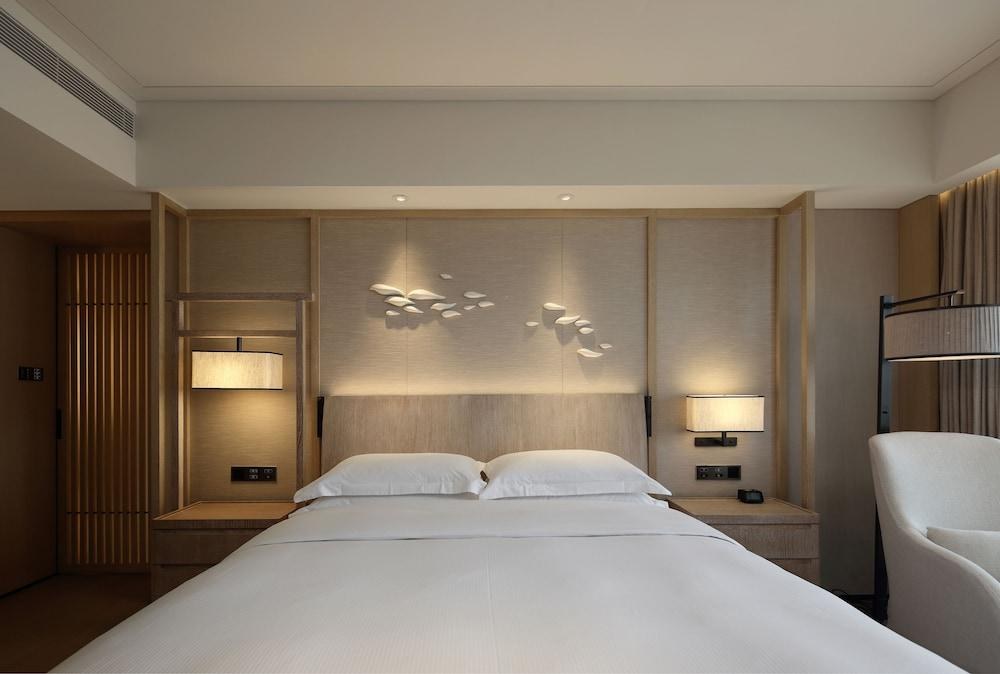 Hilton Shenzhen Shekou Nanhai photo 3