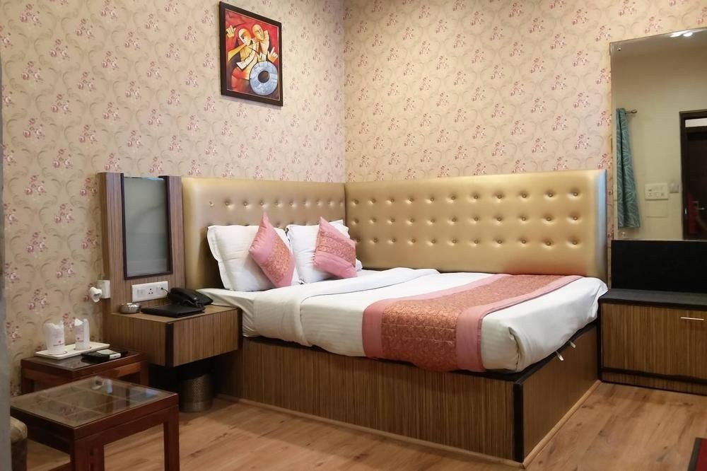 Rupam Hotel