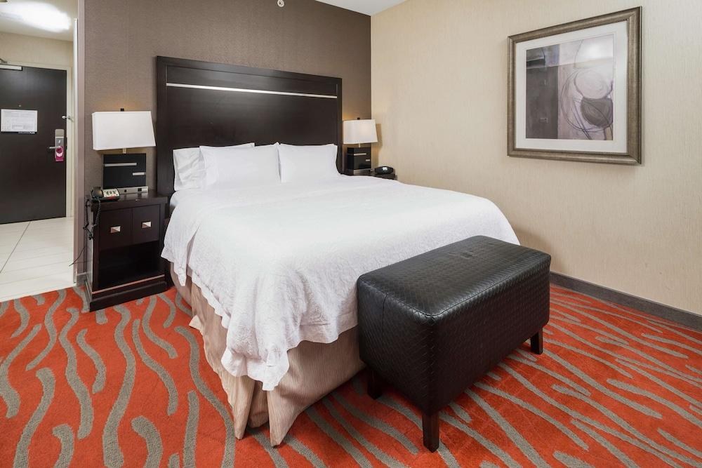 Hampton Inn & Suites Tulsa/Catoosa photo 3