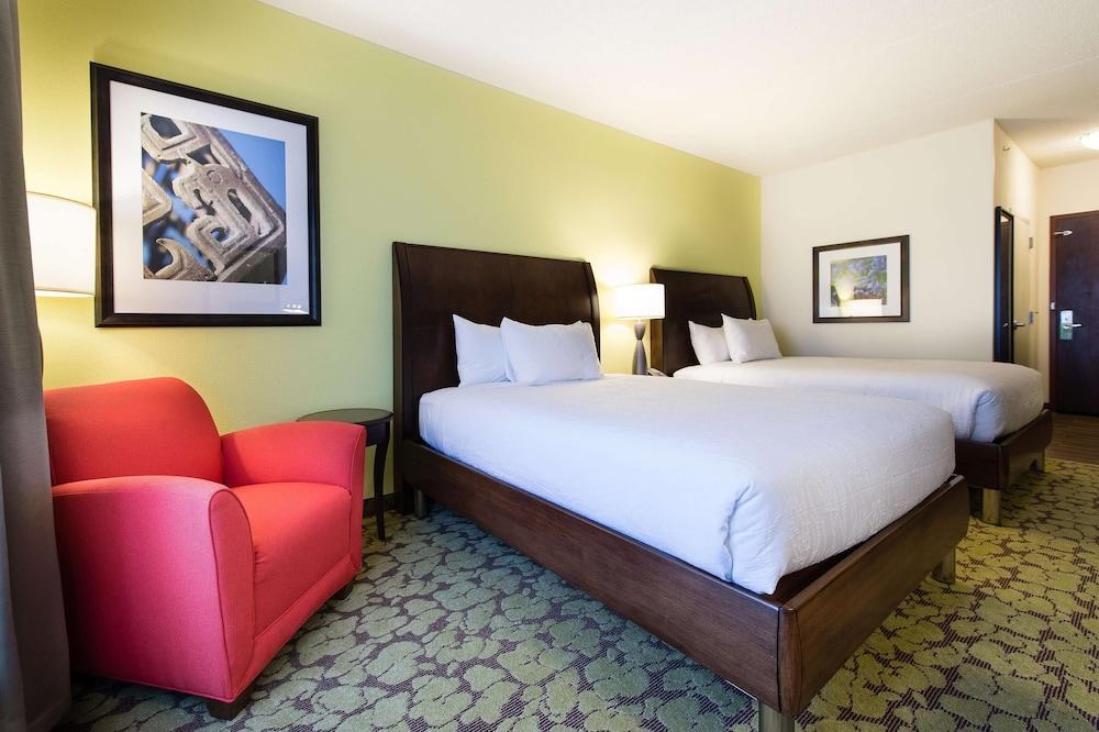Hilton Garden Inn Charlotte Airport photo 4