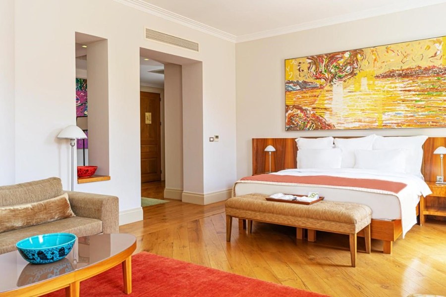 TOMTOM SUITES photo 4