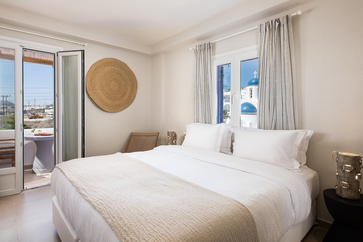 Hotels in Santorini