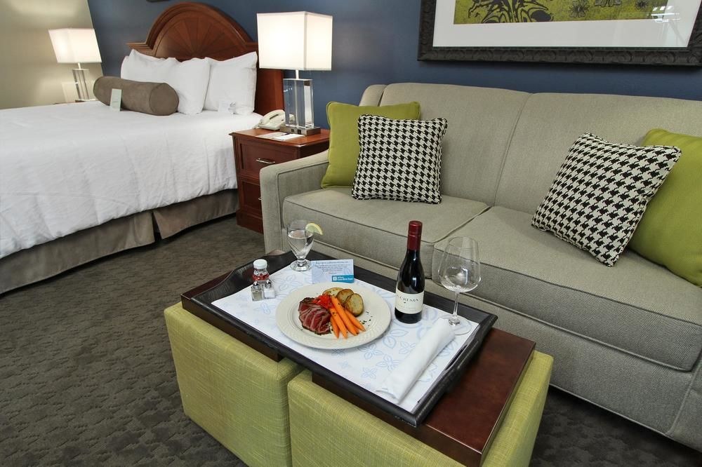 Hilton Garden Inn Westbury photo 1