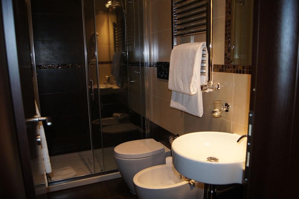 RESIDENZA MIA SUITES photo 4