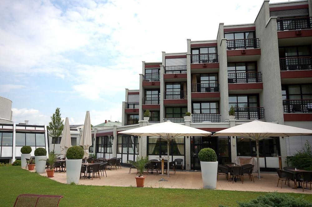 BW PLUS PARKHOTEL BRUNAUER photo 3