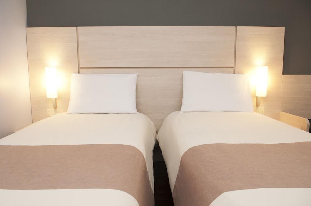 IBIS MONTEVIDEO photo 3