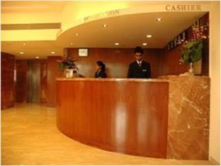 JUHU PLAZA photo 3
