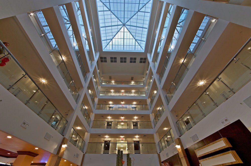 HOLIDAY INN SARASOTA - AIRPORT