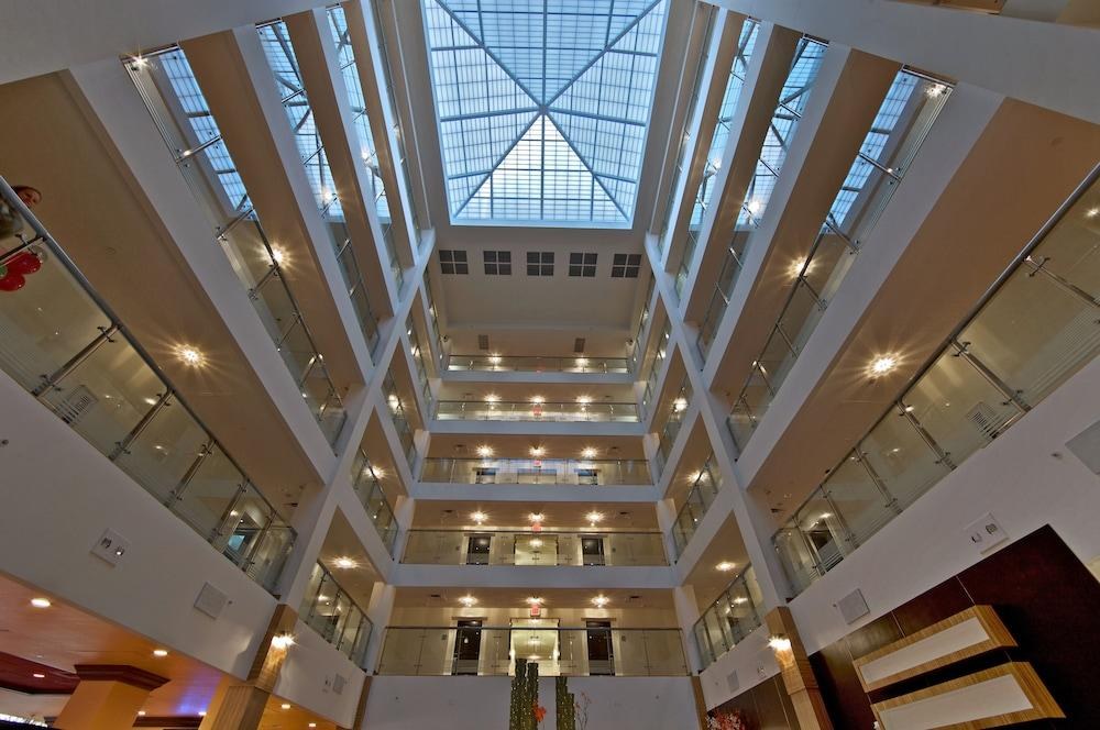 HOLIDAY INN SARASOTA - AIRPORT photo 4