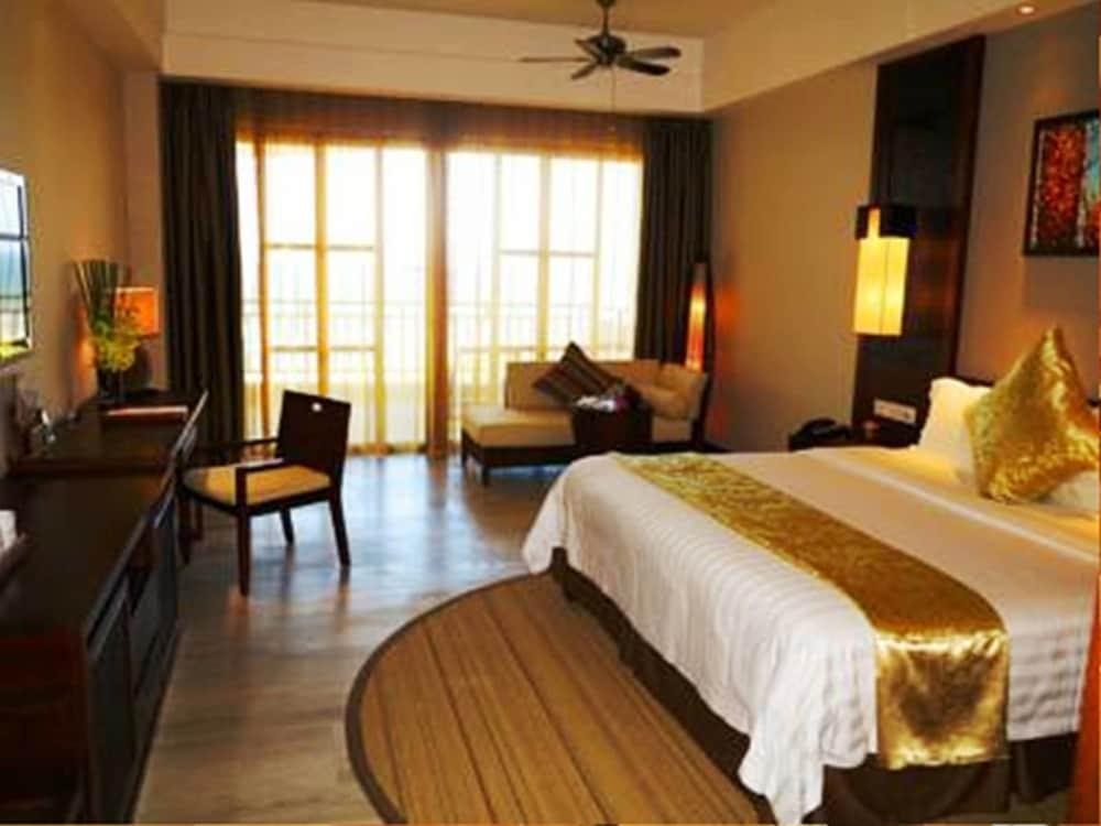 Crowne Plaza Danang photo 3