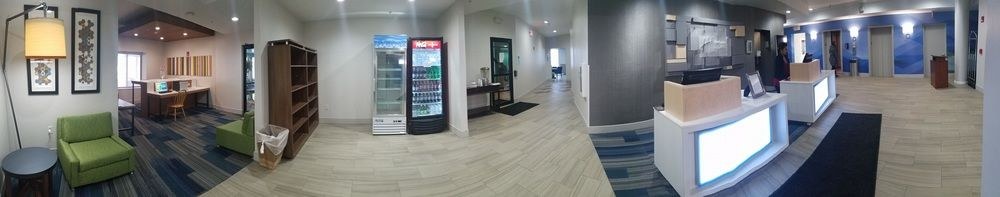 HOLIDAY INN EXPRESS ALBANY - DOWNTOWN