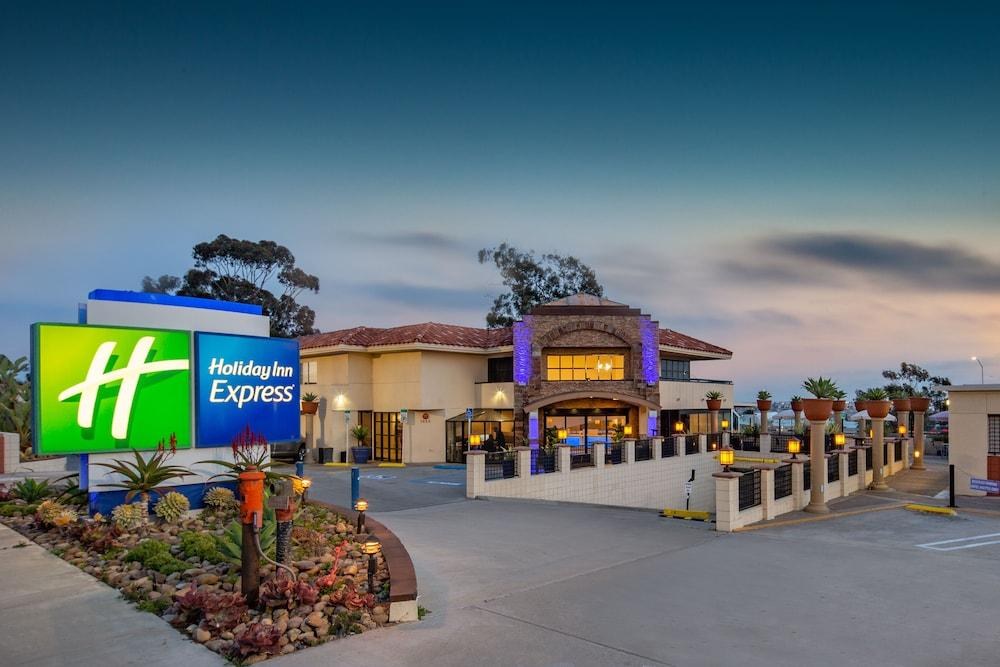HOLIDAY INN EXPRESS SAN DIEGO AIRPORT-OLD TOWN photo 3