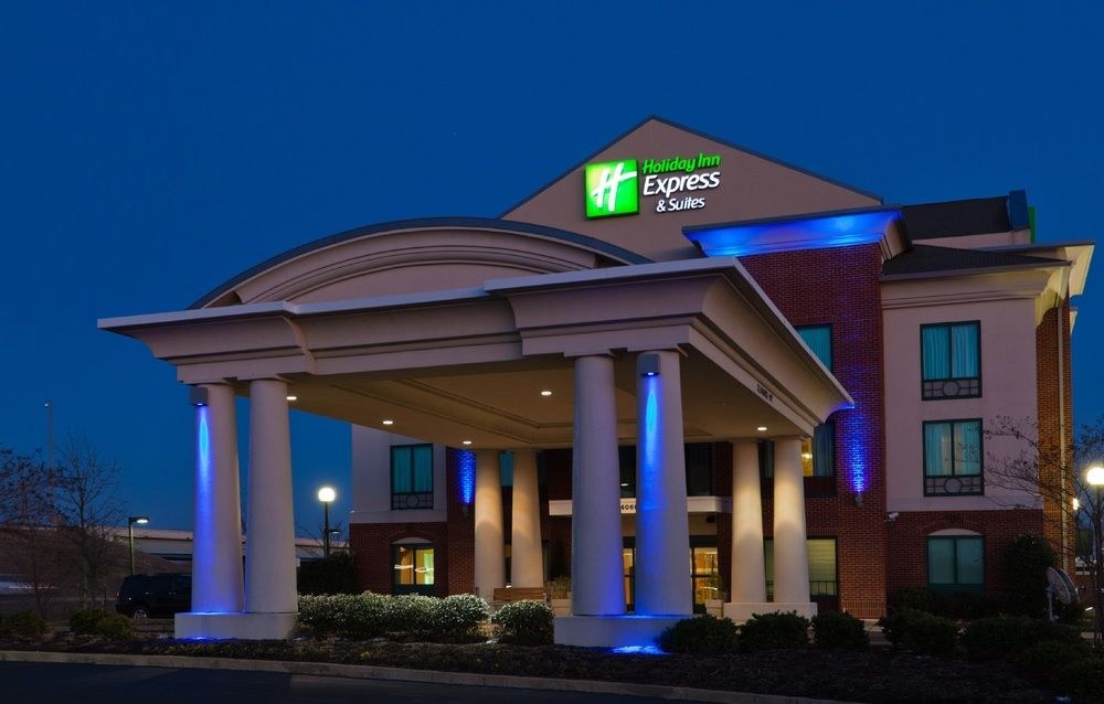 HOLIDAY INN EXPRESS HOTEL & SUITES MEMPHIS SOUTHWIND photo 1