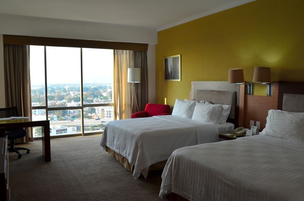 HOLIDAY INN GUADALAJARA SELECT