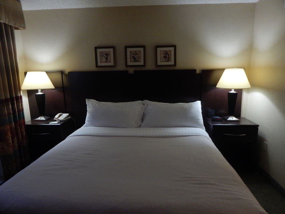 HOLIDAY INN & SUITES PHOENIX-MESA/CHANDLER photo 1