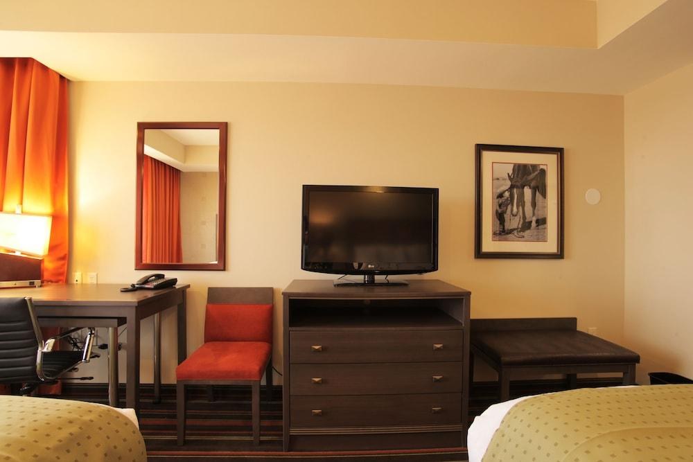 HOLIDAY INN AMARILLO WEST MEDICAL CENTER photo 3