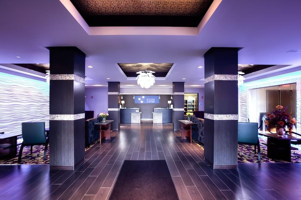 HOLIDAY INN EXPRESS HOTEL & SUITES AMARILLO WEST photo 3