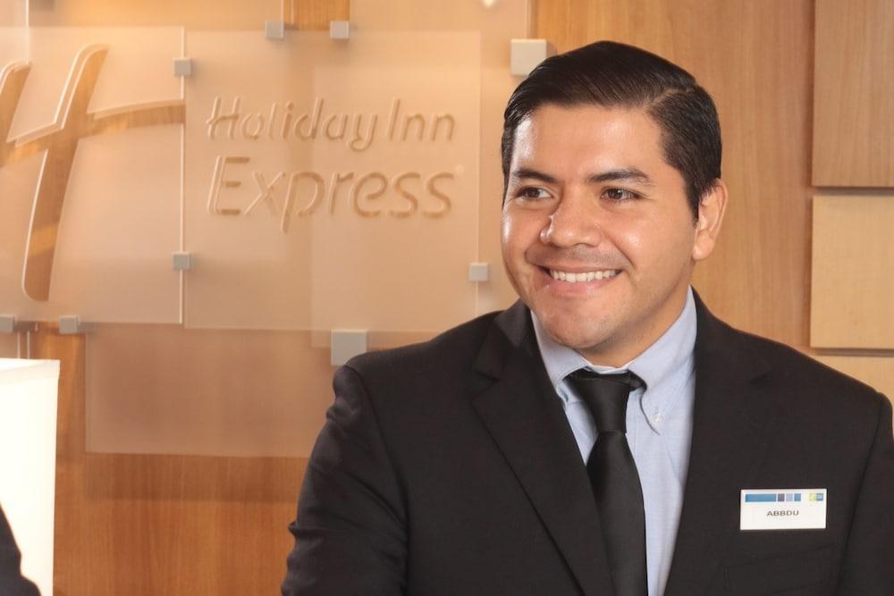 HOLIDAY INN EXPRESS PIEDRAS NEGRAS photo 4