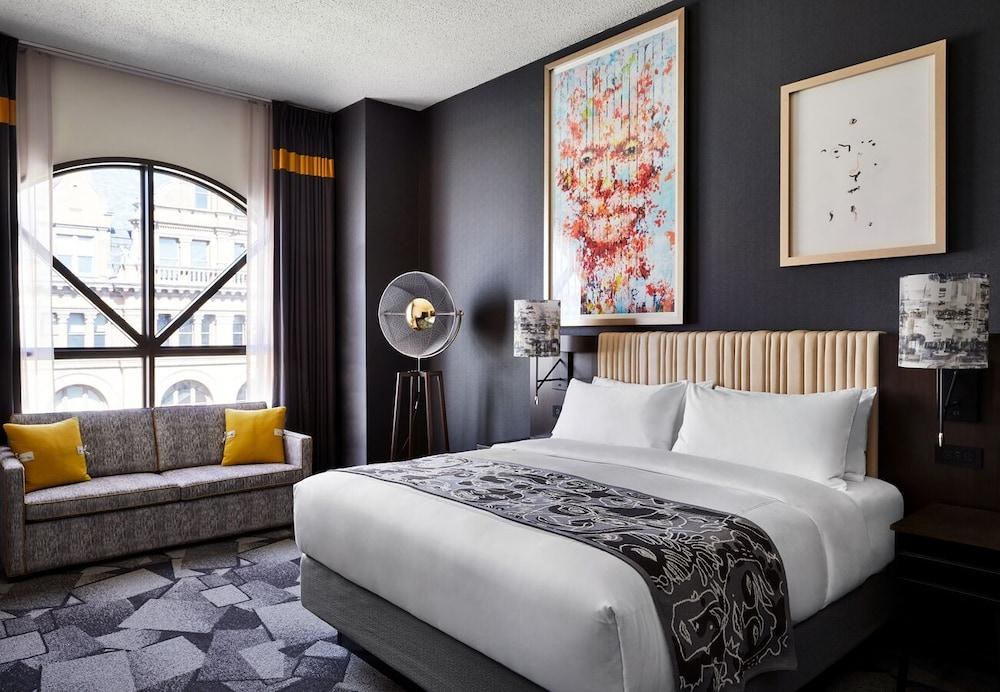 INTERCONTINENTAL photo 3