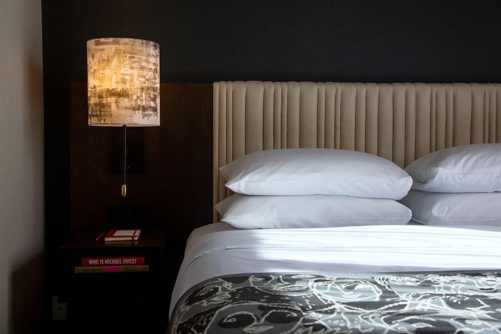 INTERCONTINENTAL photo 4