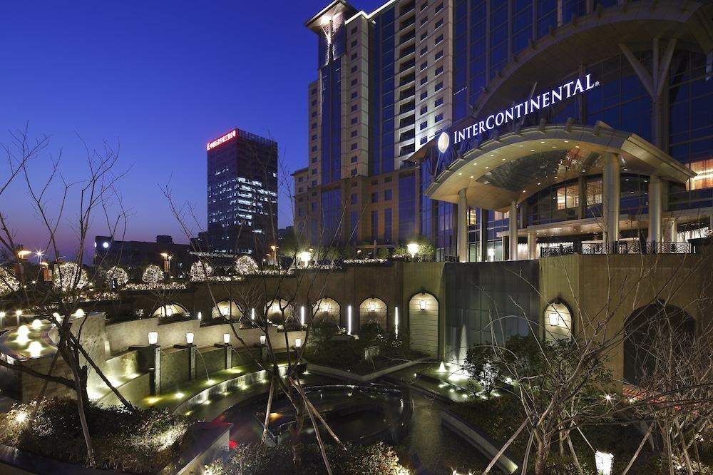 INTERCONTINENTAL photo 3