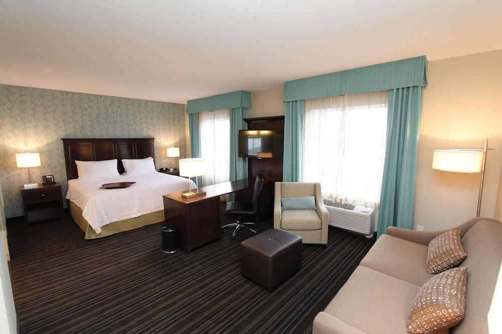 Hampton Inn & Suites by Hilton St. John's Airport photo 2