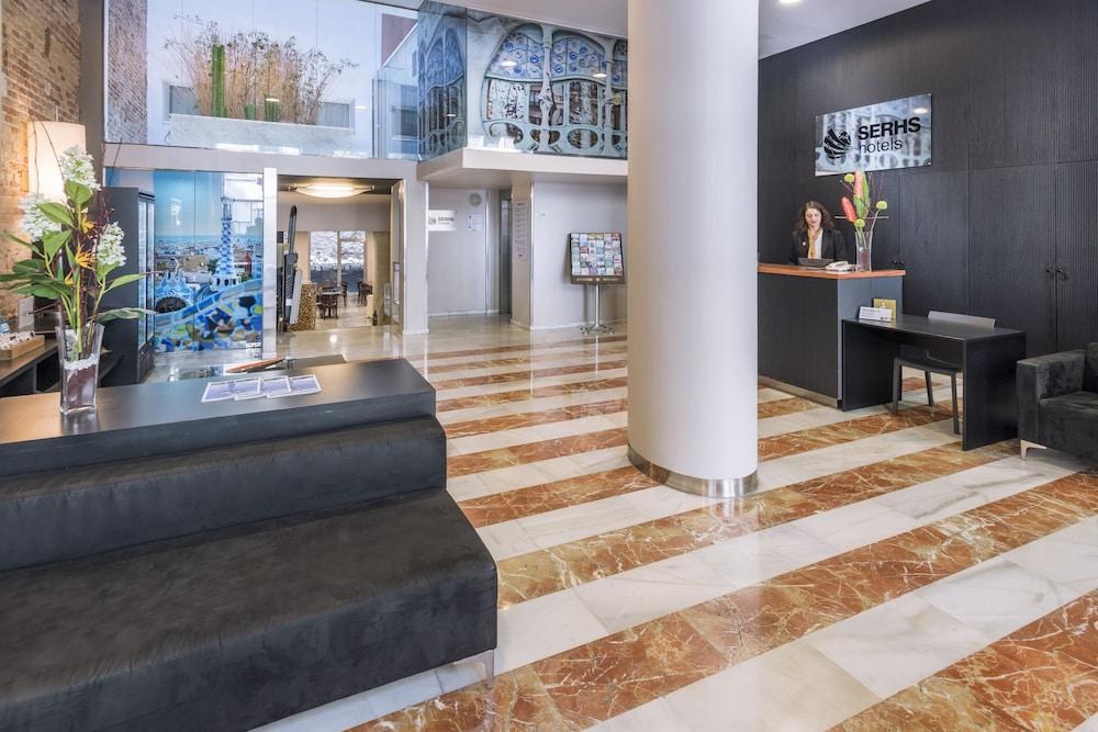 Serhs Carlit Hotel photo 2