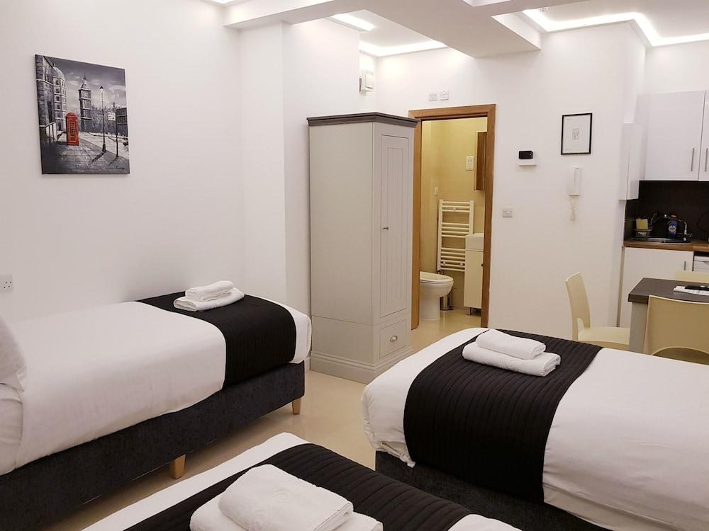 LONDON STAY APARTMENT photo 2