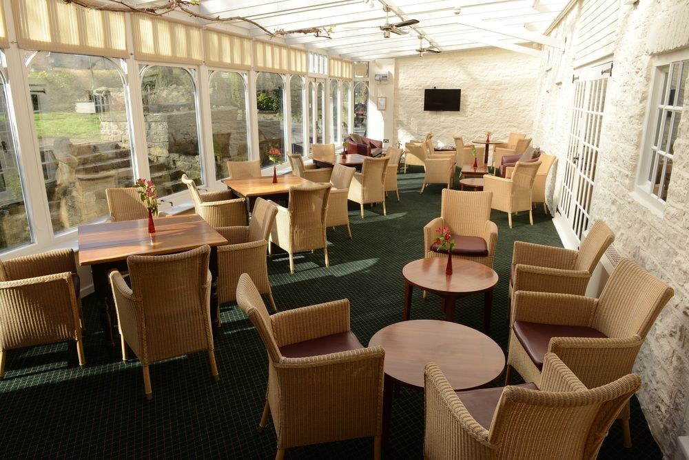 HALL GARTH HOTEL