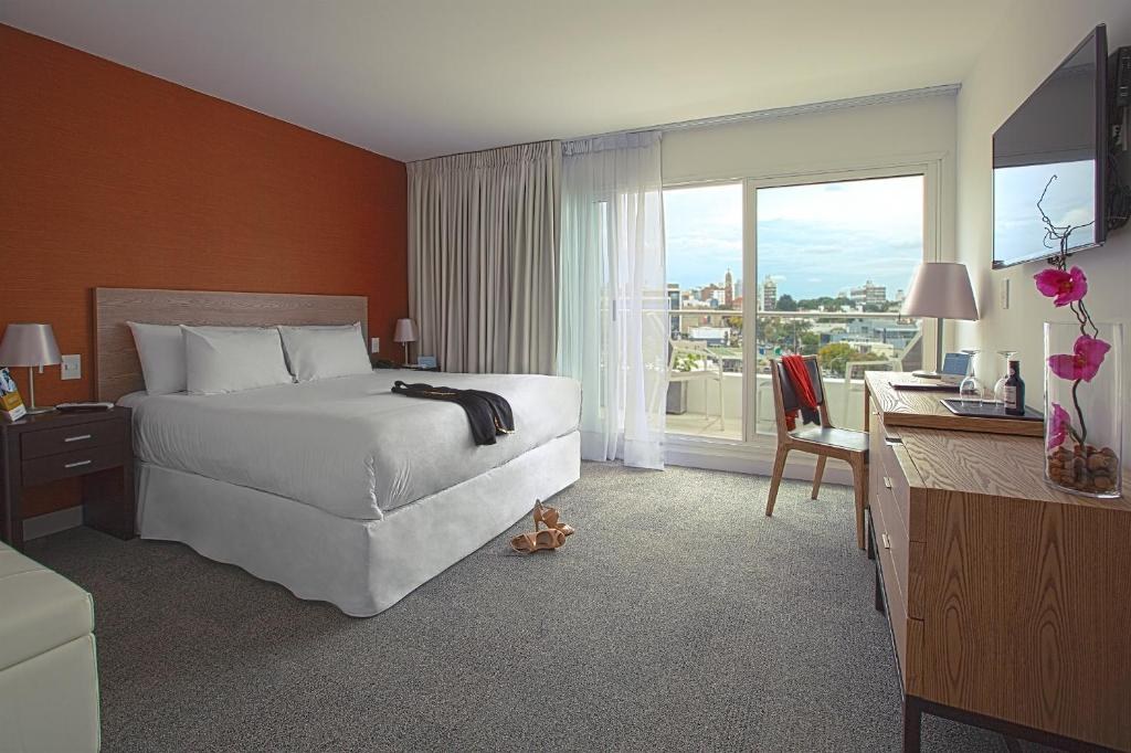 MERCURE MONTEVIDEO PUNTA CARRETAS photo 1