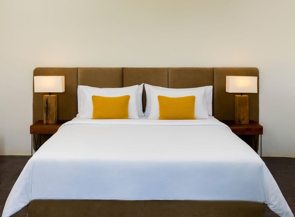 VIROTH'S HOTEL - SIEM REAP photo 2