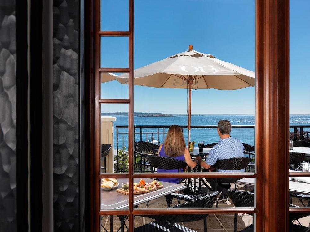 OAK BAY BEACH HOTEL photo 3
