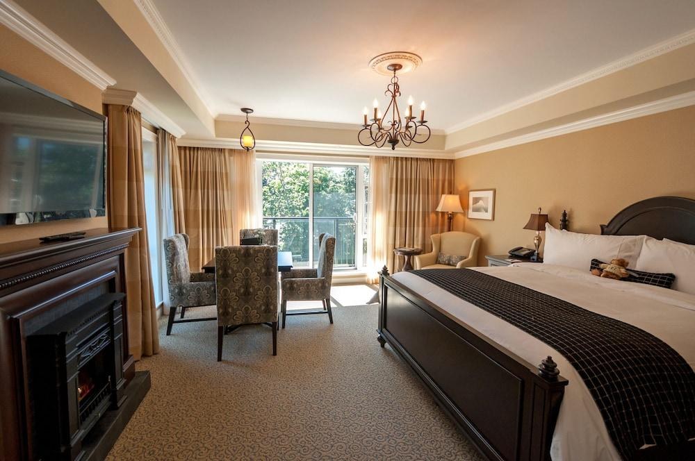 OAK BAY BEACH HOTEL photo 4