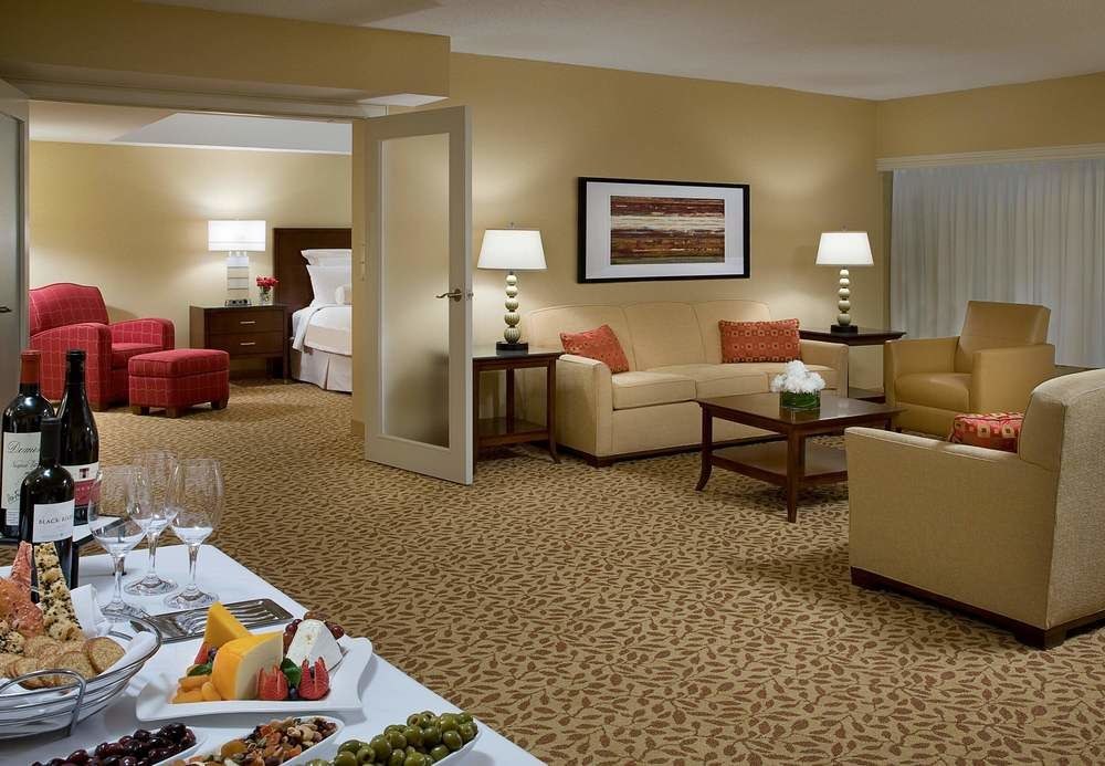 TORONTO MARRIOTT BLOOR YORKVILLE HOTEL