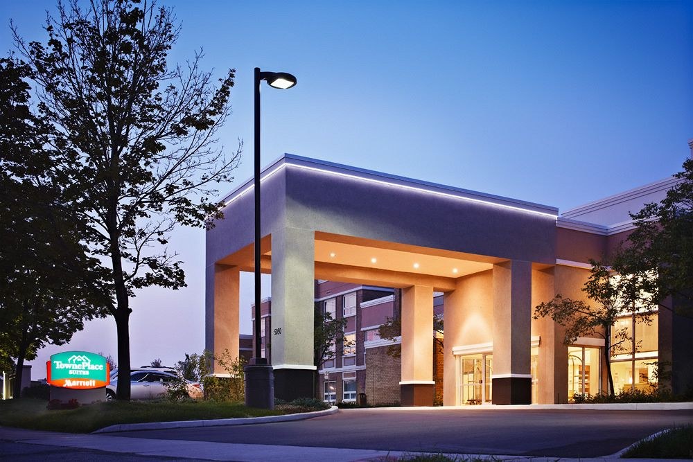 TOWNE PLACE SUITES BY MARRIOTT MISSISSAUGA AIRPORT photo 3