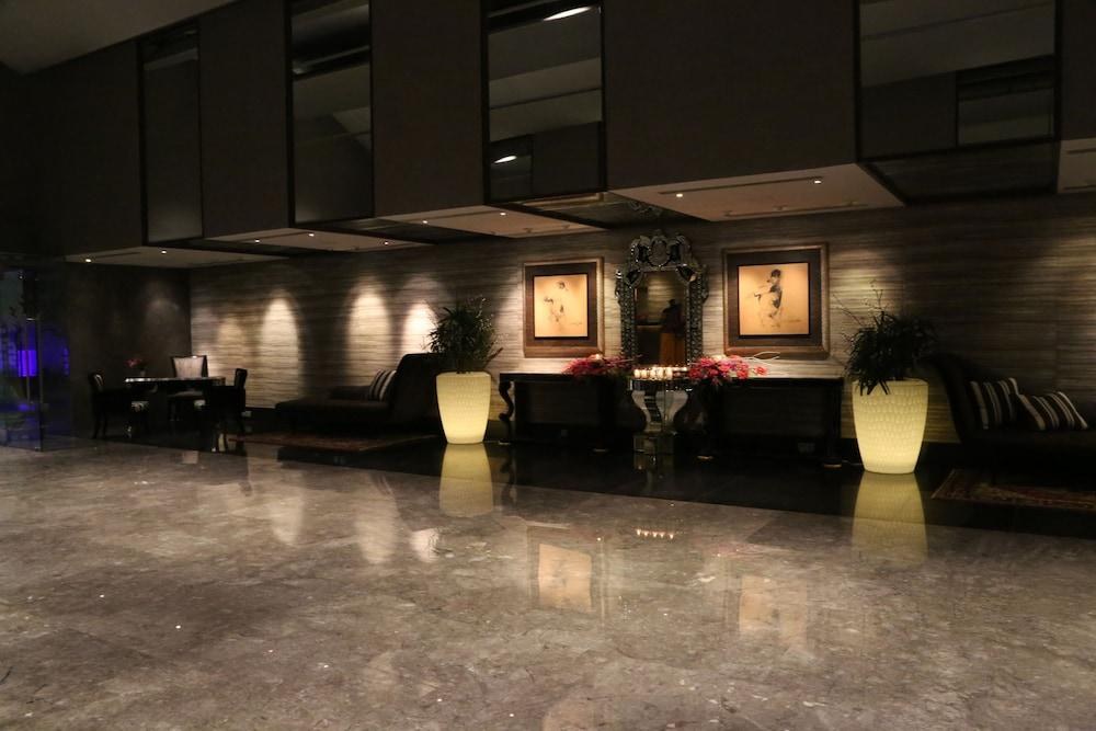 THE LALIT GREAT EASTERN photo 3
