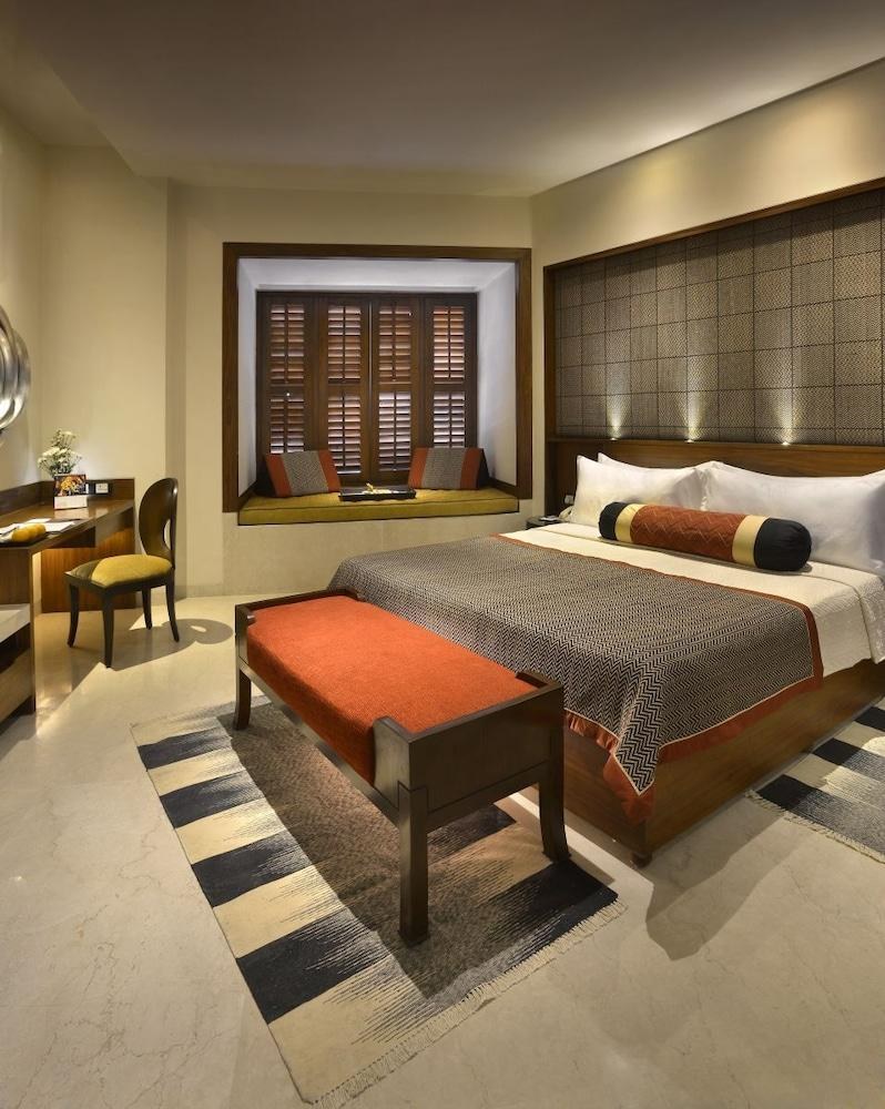 THE LALIT GREAT EASTERN photo 4